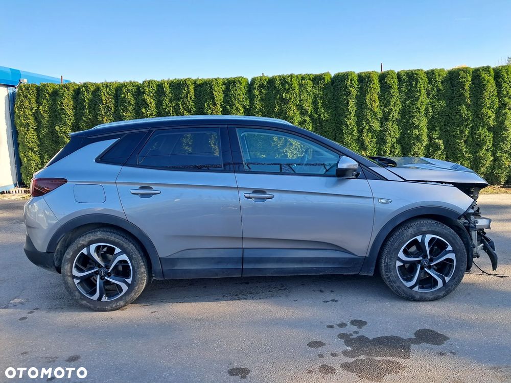 Opel Grandland X - 16