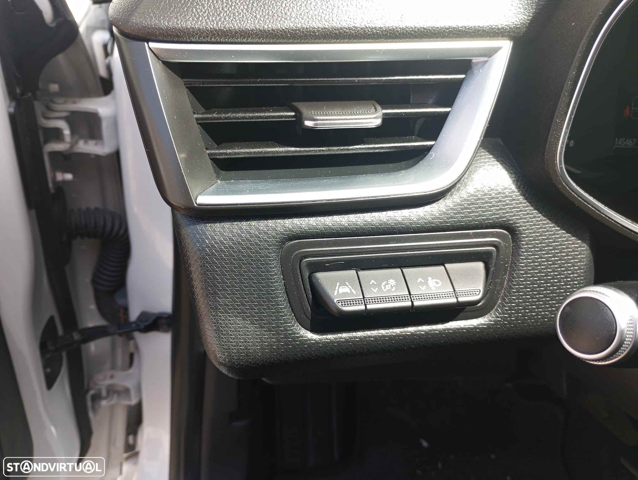 Renault Clio 1.6 E-Tech Edition One - 13