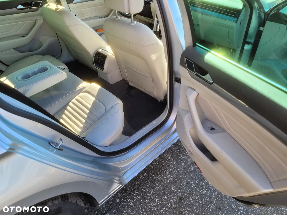 Volkswagen Passat 1.4 TSI DSG GTE - 20