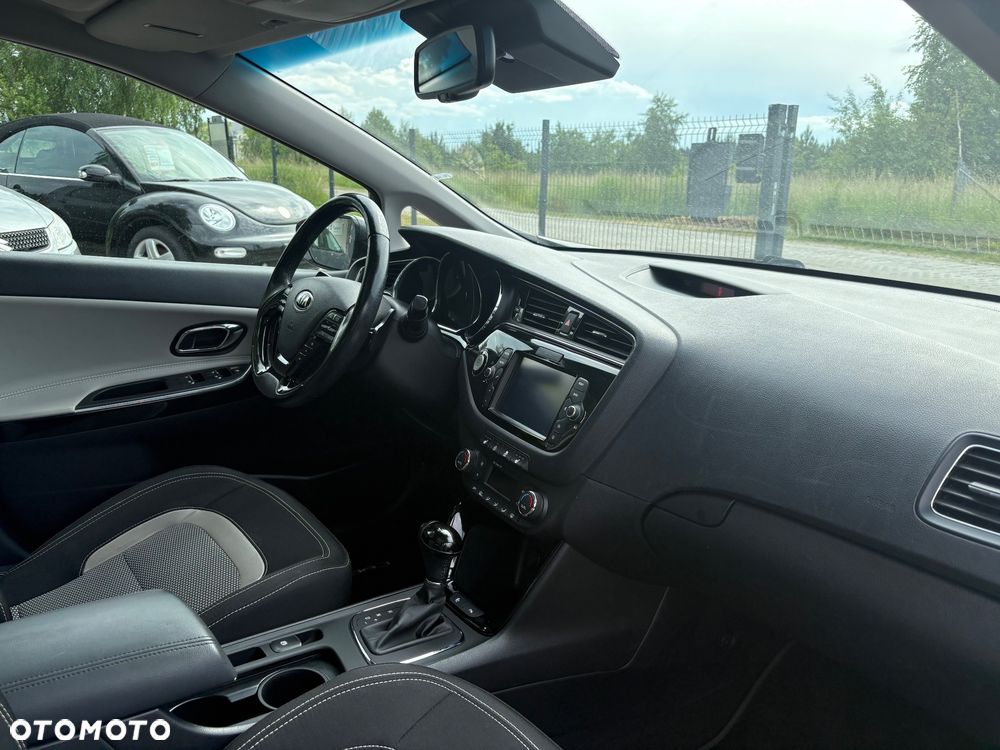 Kia Ceed 1.6 CRDi 136 DCT ISG Platinum Edition - 7
