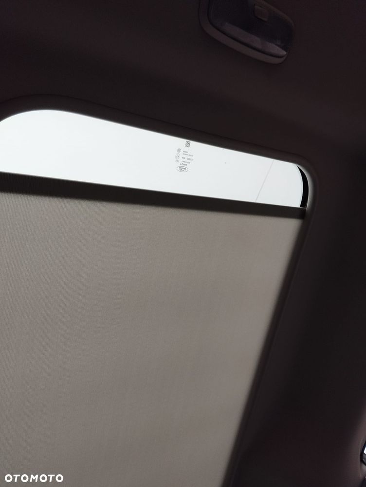 Ford Tourneo Connect Grand - 27