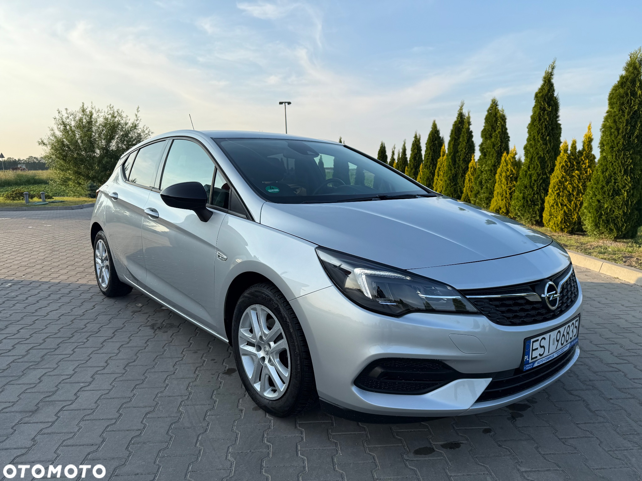 Opel Astra 1.2 Turbo - 8