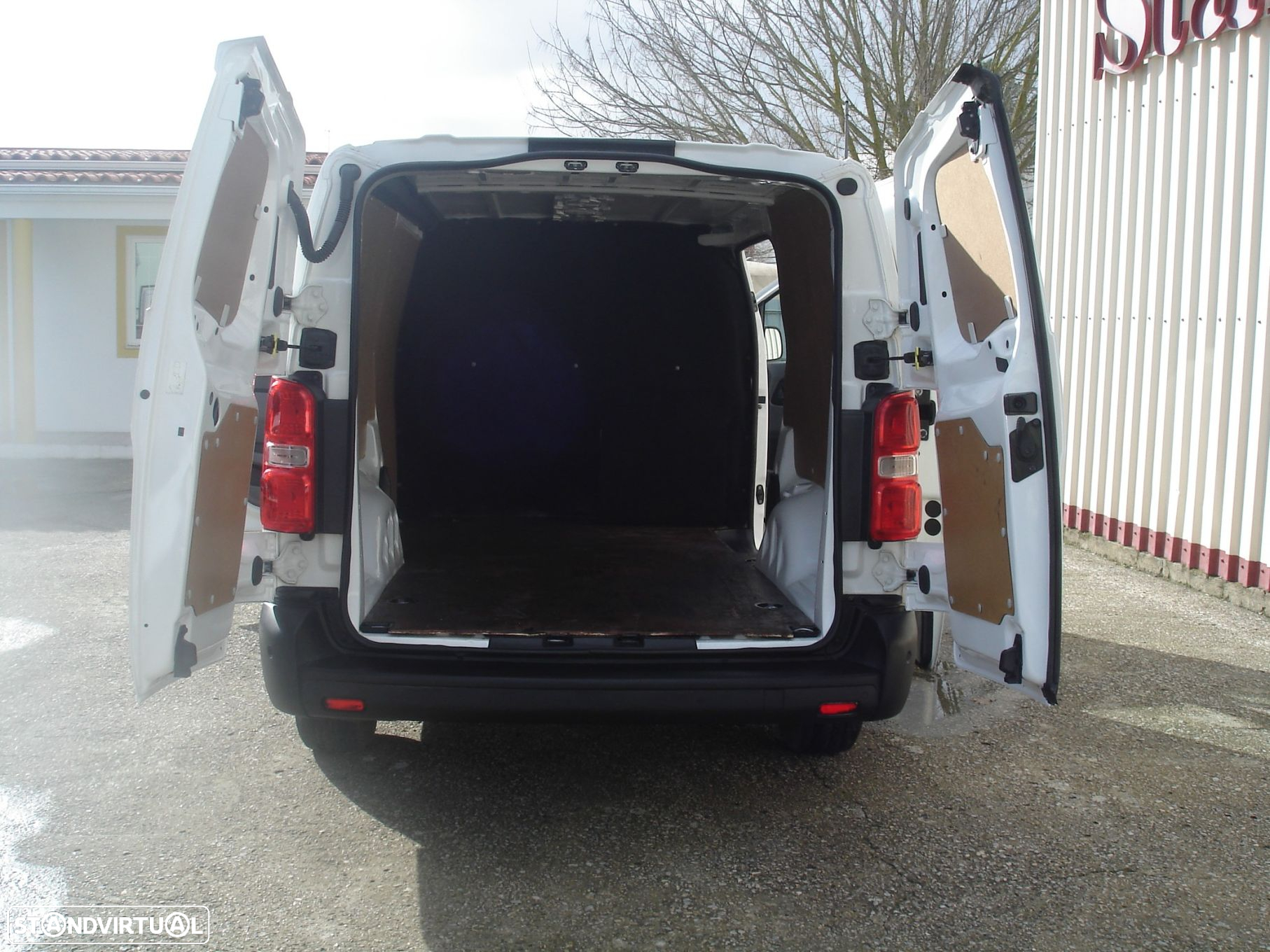Peugeot Expert 2.0 BlueHDi L3H1 Premium Long - 20