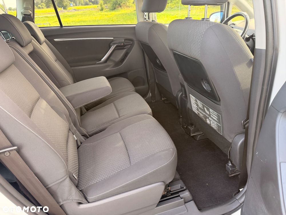 Toyota Verso 2.0 D-4D Edition - 21