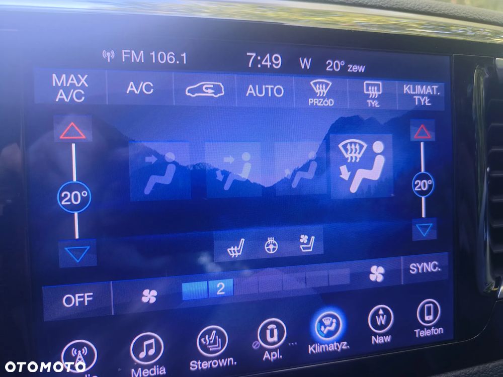 Chrysler Pacifica - 34