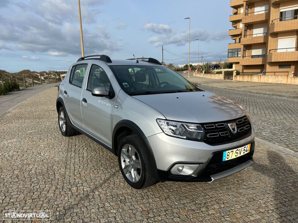 Dacia Sandero 1.5 dCi Stepway - 4