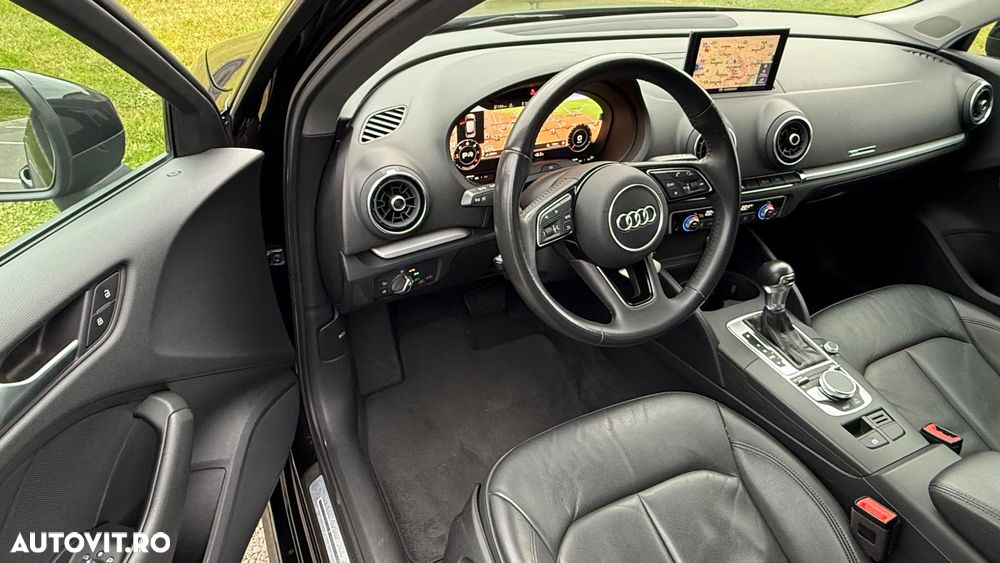 Audi A3 2.0 TDI S tronic S line Sportpaket - 2