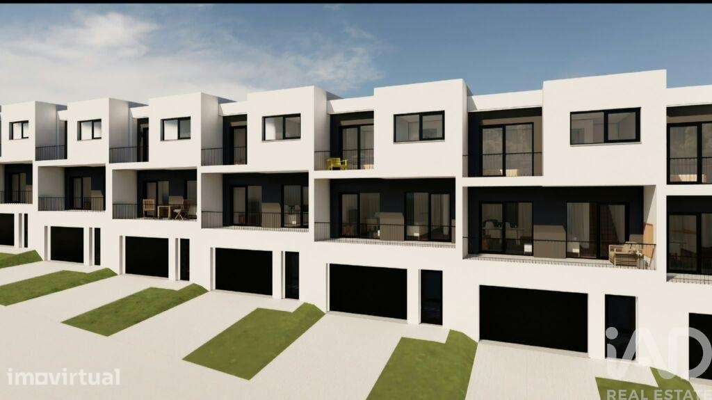 Casa / Villa T3 em Louredo de 234,00 m2 - Grande imagem: 3/8