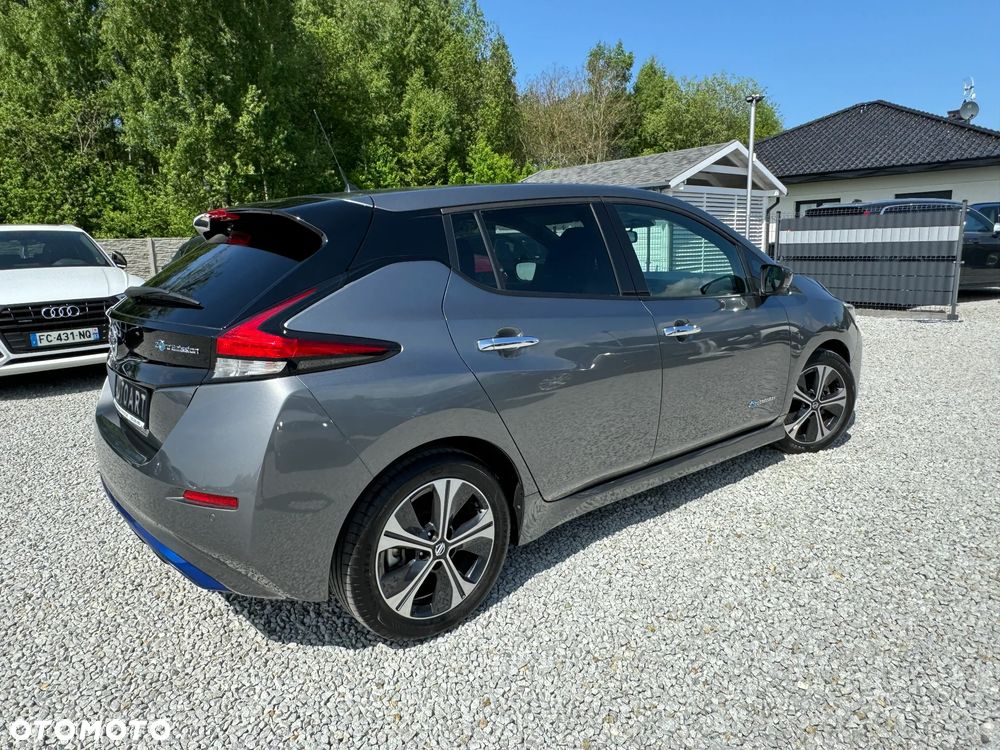 Nissan Leaf 40 kWh TEKNA - 17