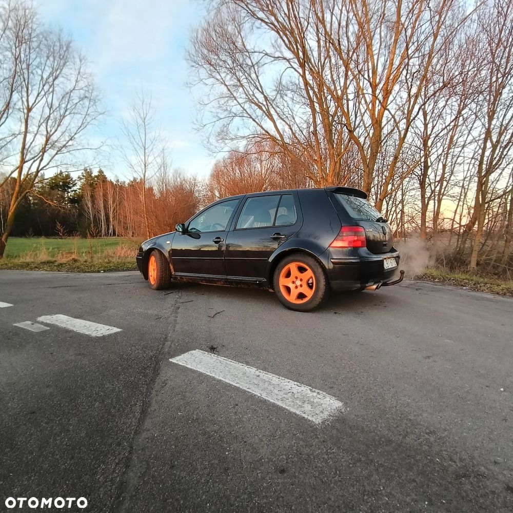 Volkswagen Golf IV 2.8 V6 4Mot - 35