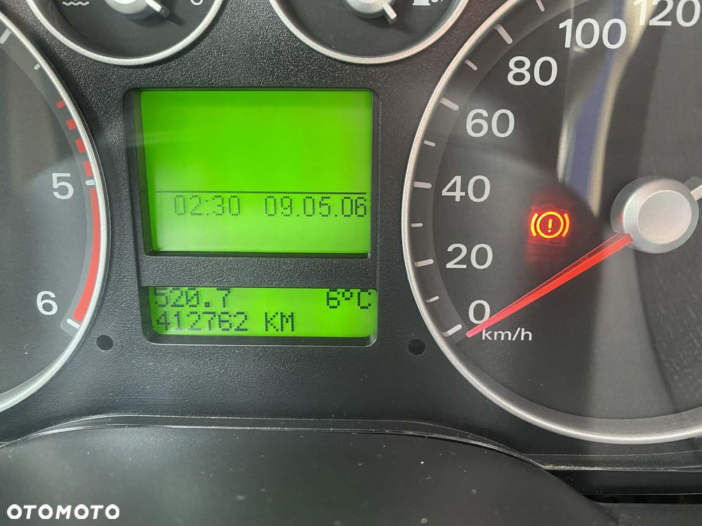 Ford Focus C-Max 2.0 TDCi DPF Ghia - 10