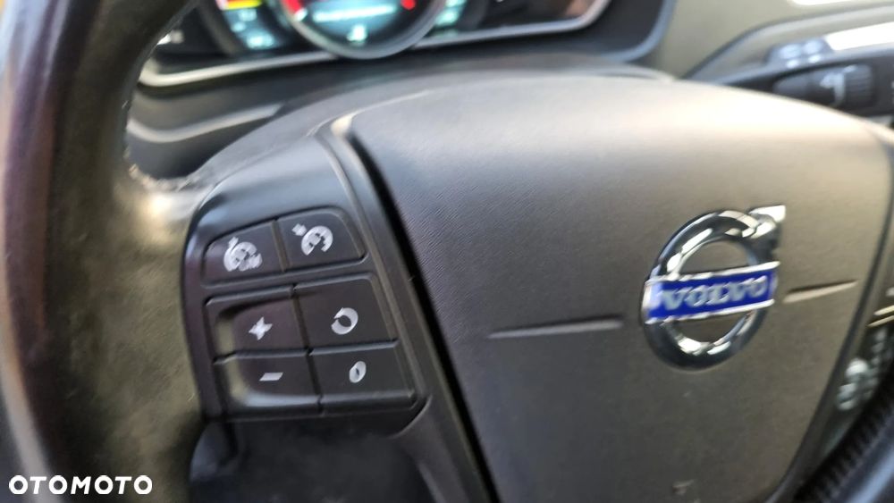 Volvo V40 Cross Country D3 Geartronic Kinetic - 19