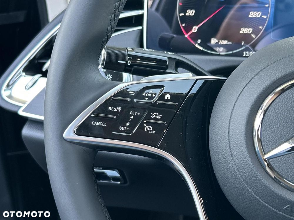 Mercedes-Benz Klasa E - 18