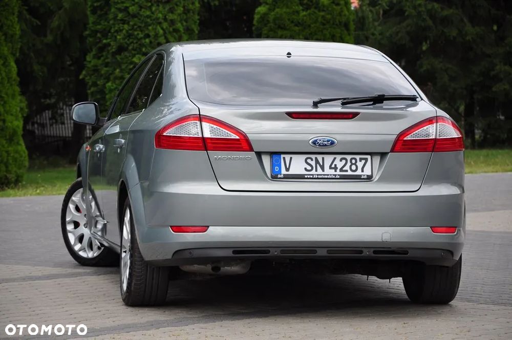 Ford Mondeo 2.0 FF Titanium - 19