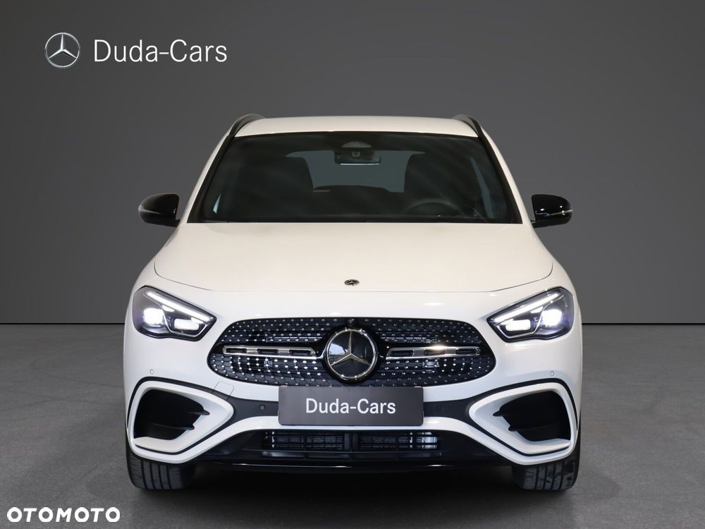 Mercedes-Benz GLA - 3