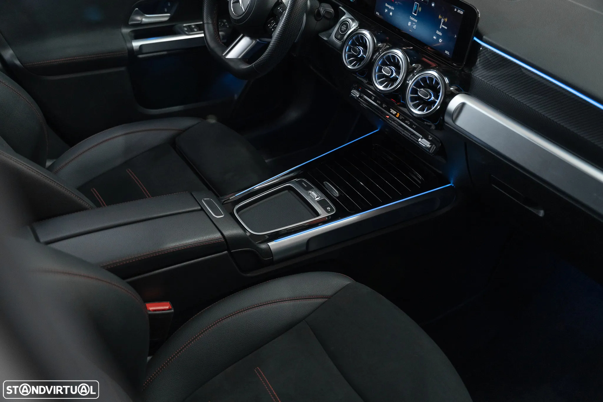 Mercedes-Benz GLB 180 d AMG Line - 23