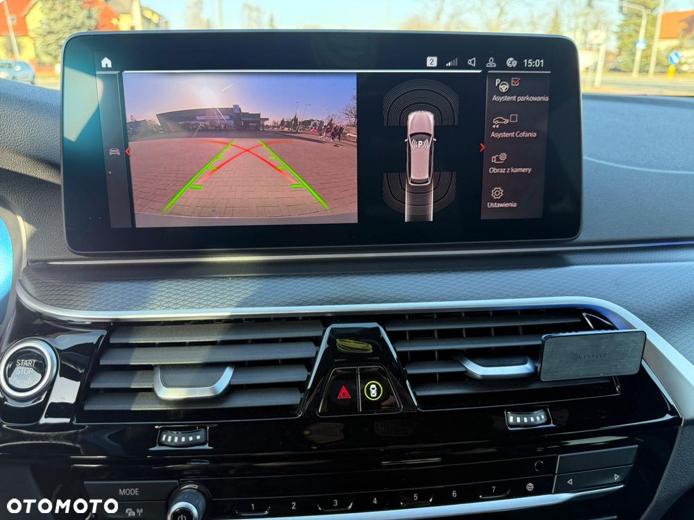 BMW Seria 5 520d M Sport Edition - 11