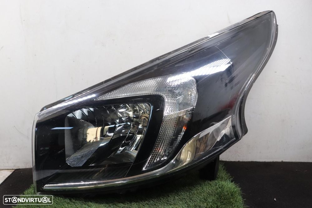 FAROL DIREITO OPEL VIVARO B FURGÓNCOMBI - 1
