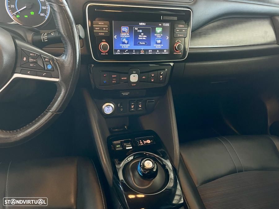 Nissan Leaf 40 kWh Tekna - 17