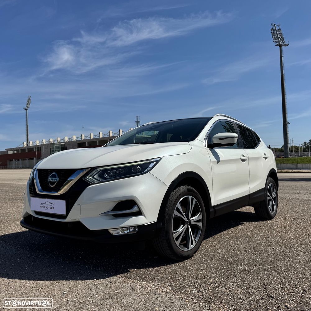 Nissan Qashqai 1.5 dCi N-Connecta J18+Led - 6