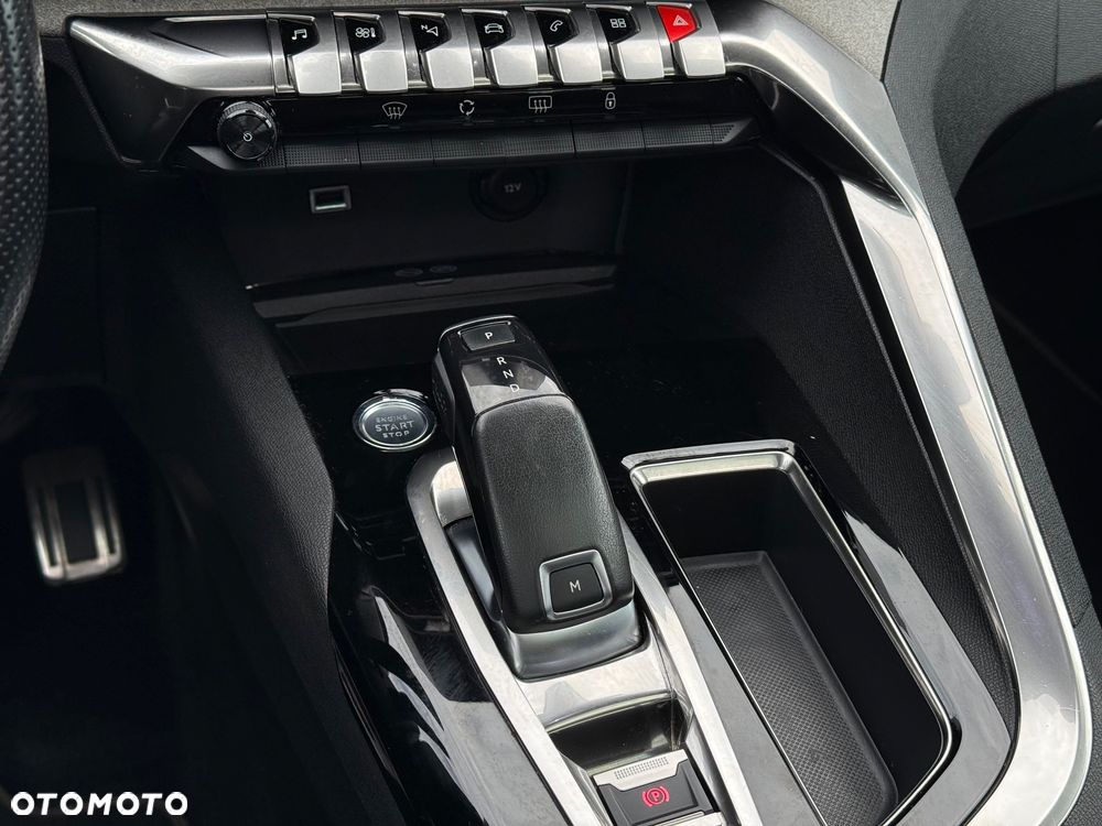 Peugeot 3008 2.0 BlueHDi GT S&S EAT8 - 16