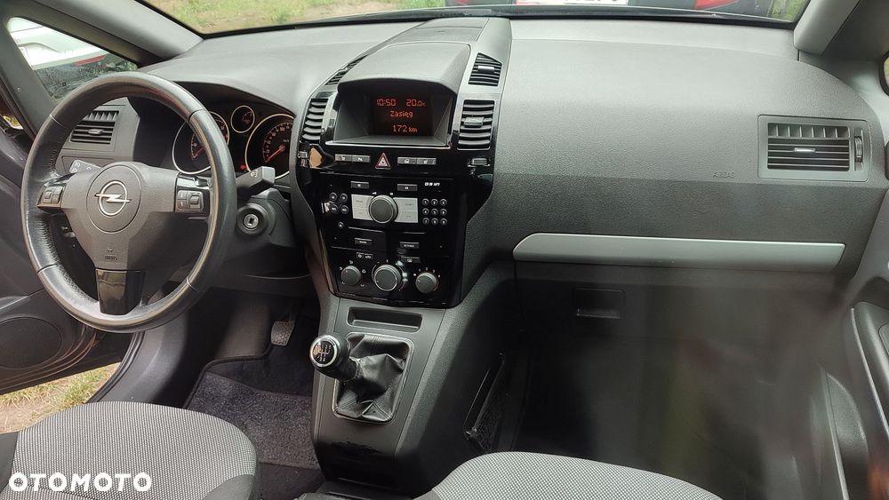 Opel Zafira 1.8 Family - 10