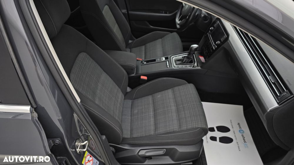 Volkswagen Passat - 19