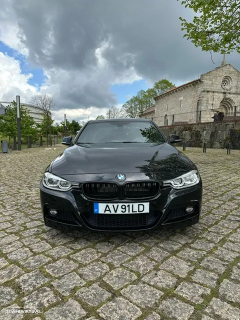 BMW 330 e iPerformance Pack M Shadow - 4