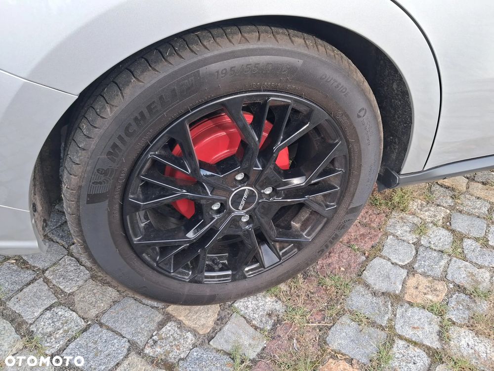Ford Tourneo Courier - 10