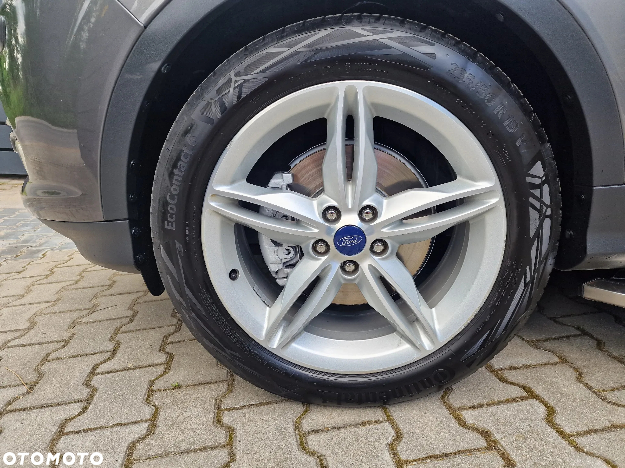 Ford Kuga 2.0 TDCi 2x4 Titanium - 7