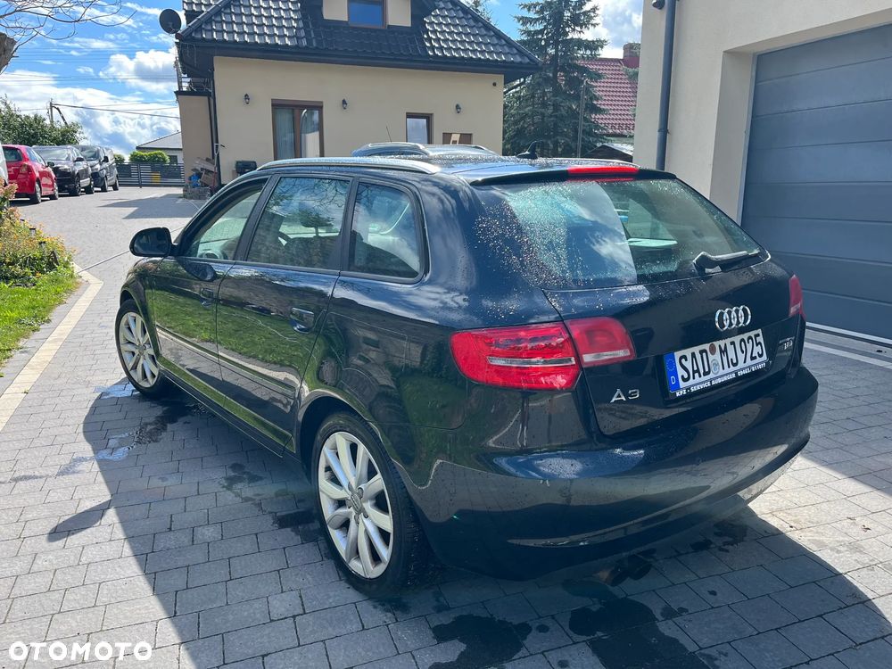 Audi A3 Sportback 1.8 TFSI Attraction - 6