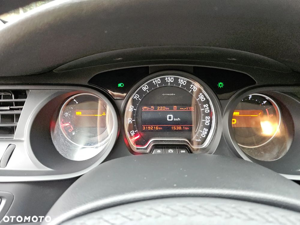 Citroën C5 2.0 HDi Exclusive Equilibre Navi - 13