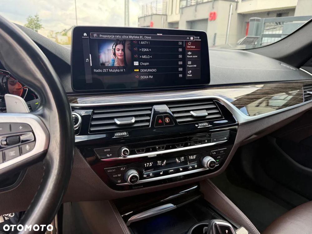 BMW Seria 5 530i xDrive M Sport sport - 7