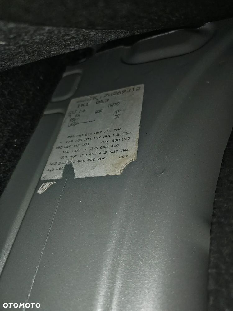 Volkswagen Golf 1.6 Automatik Goal - 33