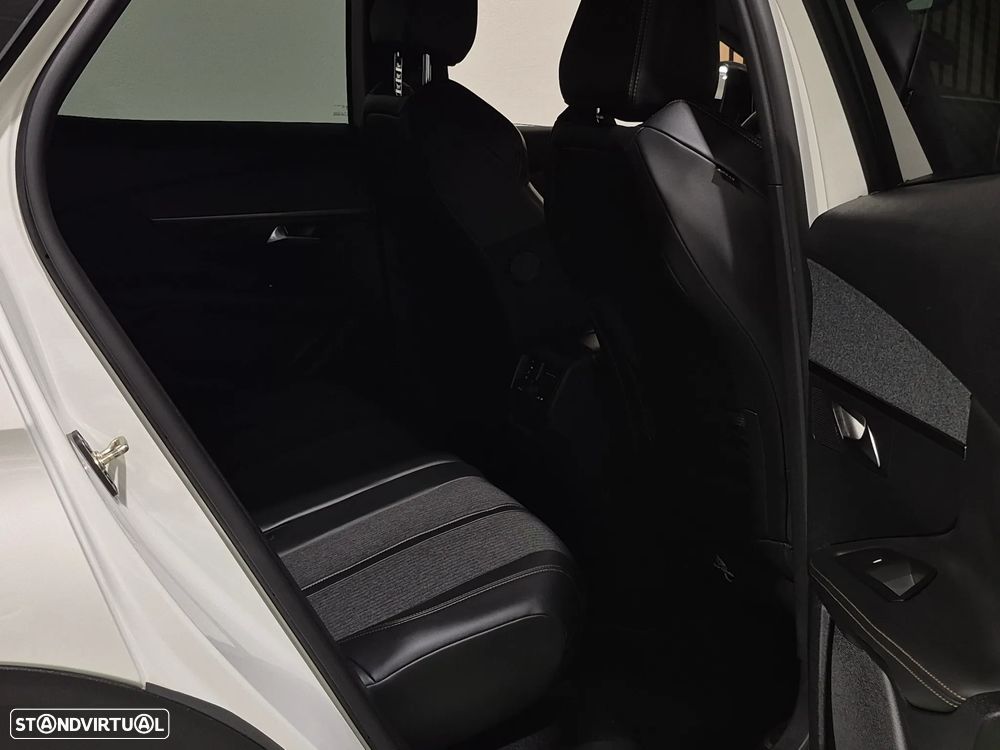 Peugeot 3008 1.6 BlueHDi GT Line EAT6 - 20