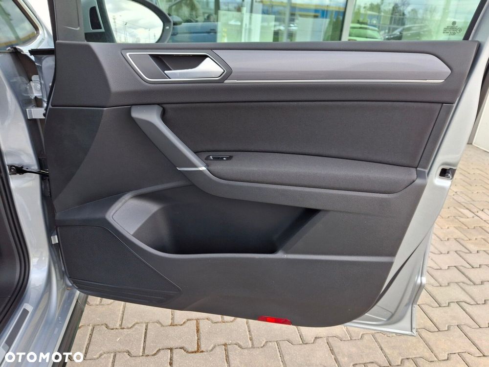 Volkswagen Touran 1.5 TSI EVO Highline DSG - 22