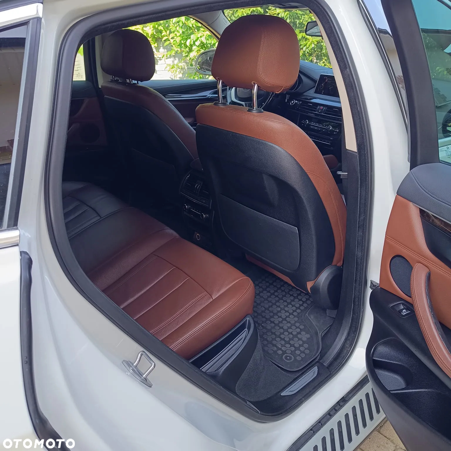 BMW X6 xDrive35i - 15