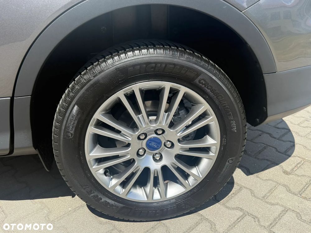 Ford Kuga 2.0 TDCi Titanium FWD - 23