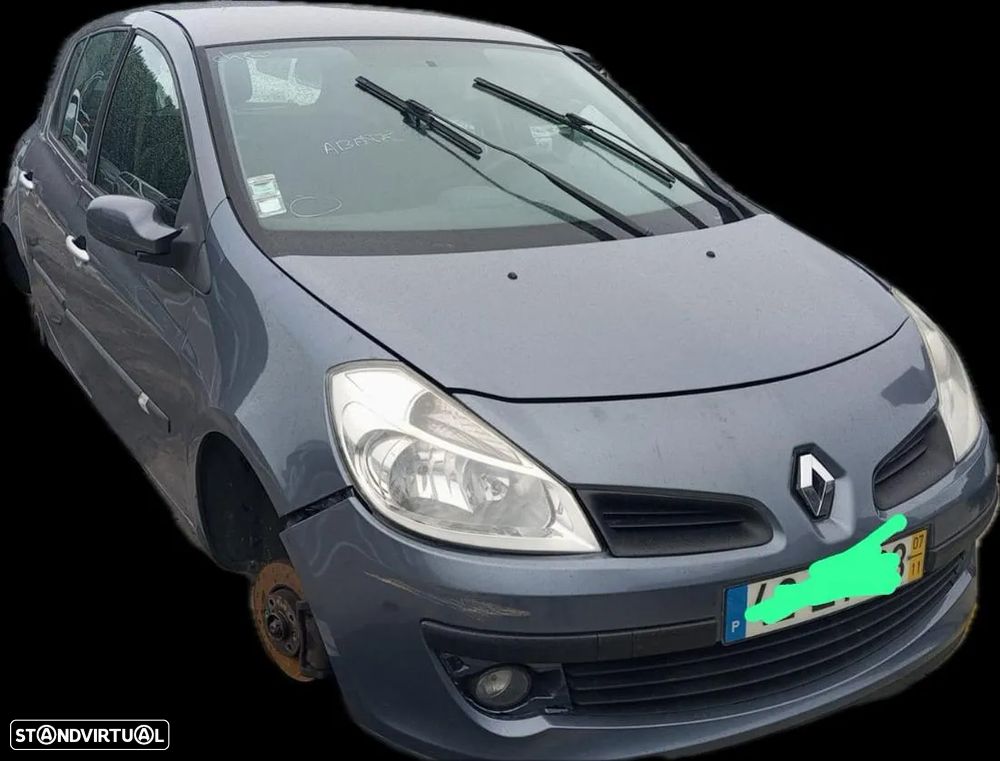Renault Clio III (2008) - Lote de Peças - 1