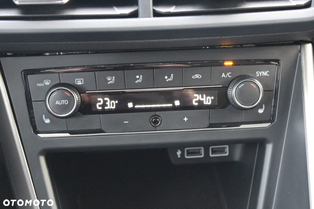 Volkswagen Polo 1.0 Trendline - 24