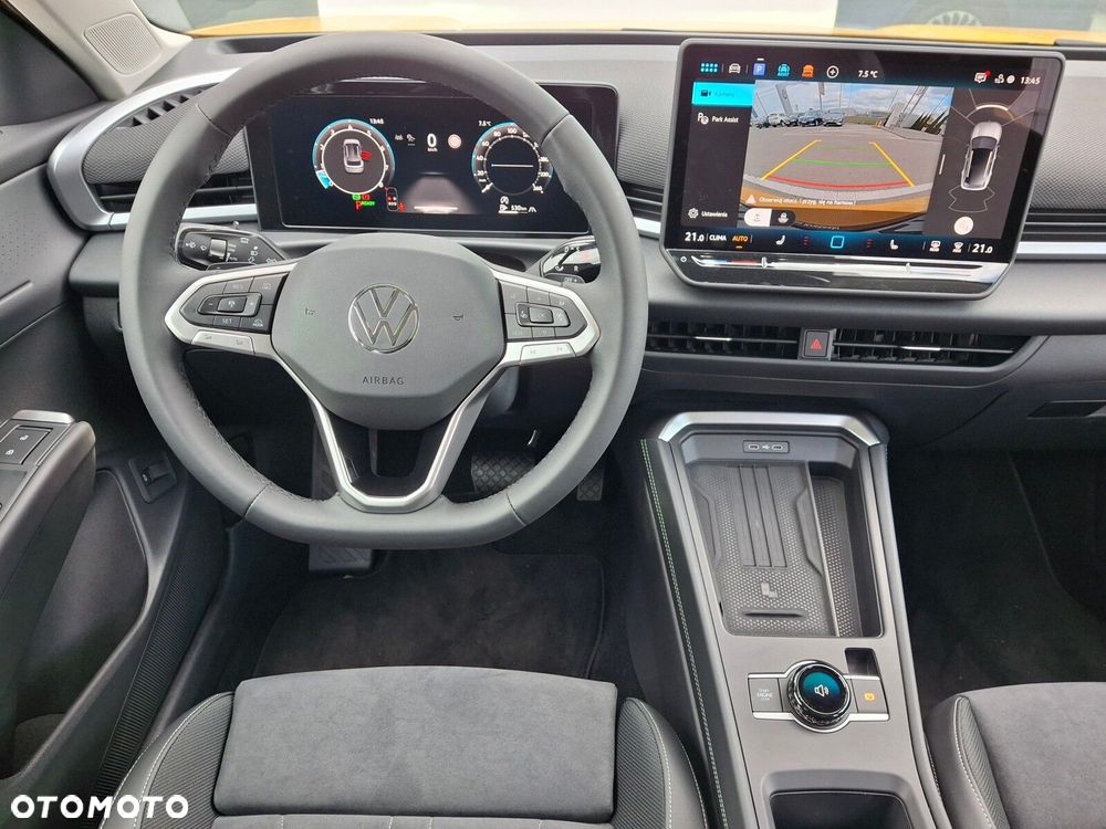 Volkswagen T-Roc - 23