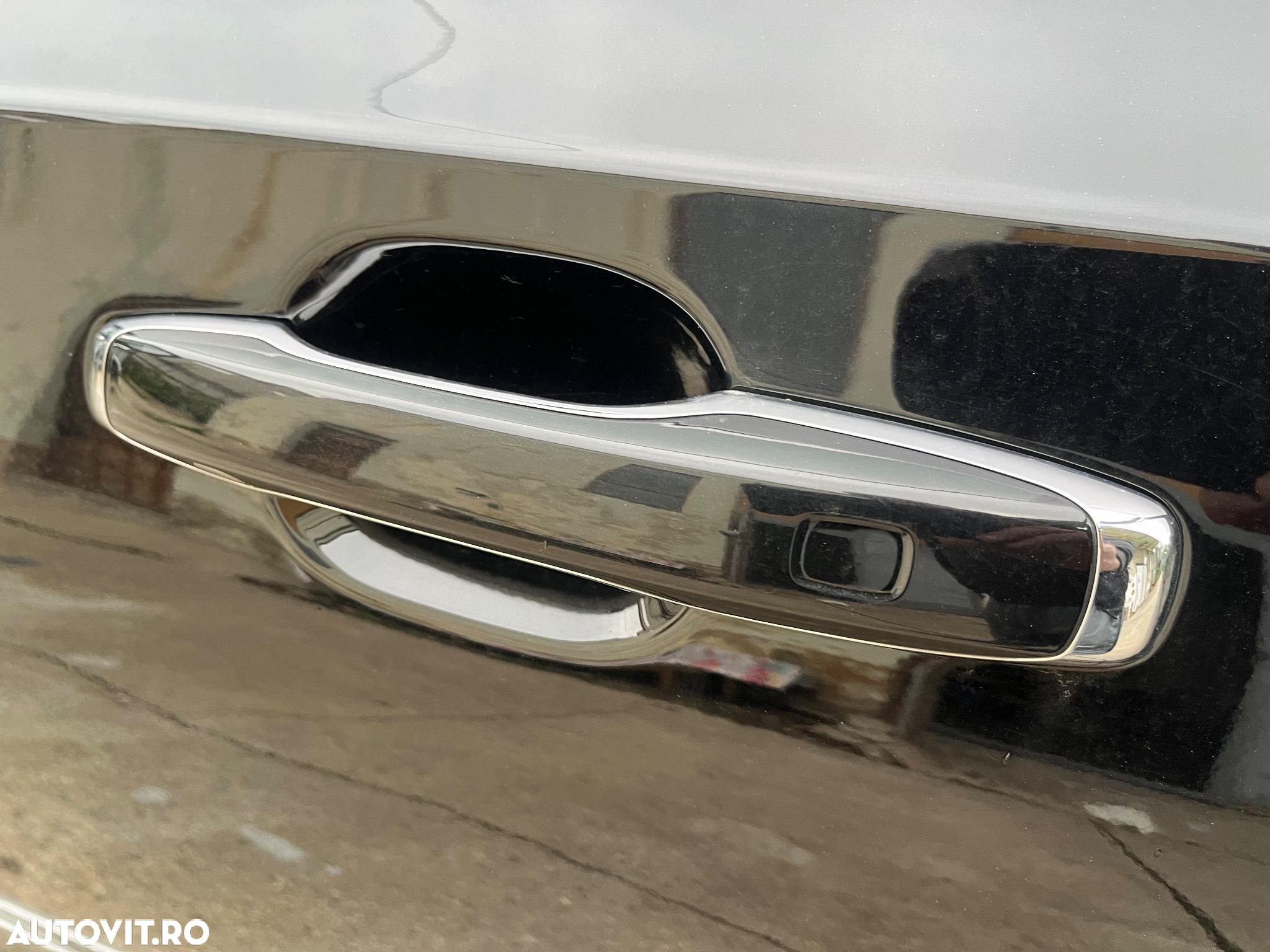 Volvo S90 T8 Twin Engine AWD Geartronic Inscription - 24