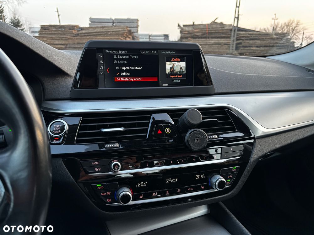 BMW Seria 5 520d xDrive Luxury Line - 14