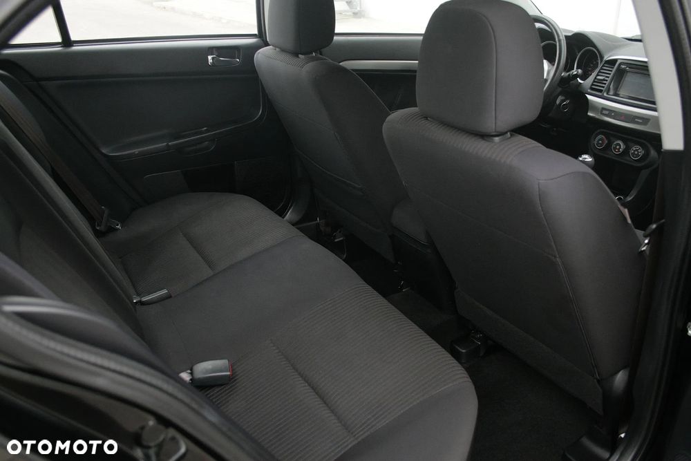 Mitsubishi Lancer - 15