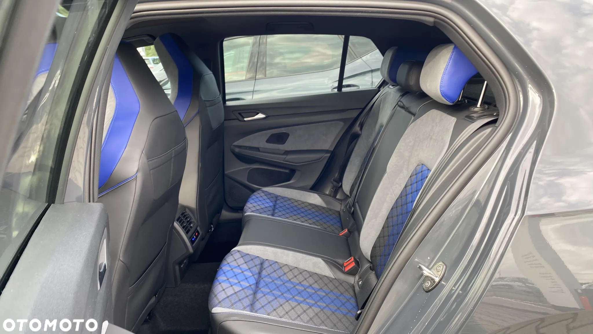 Volkswagen Golf VIII 2.0 TSI 4Motion R Black Edition DSG - 21