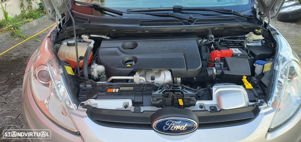 Ford Fiesta 1.6 TDCI Titanium - 9