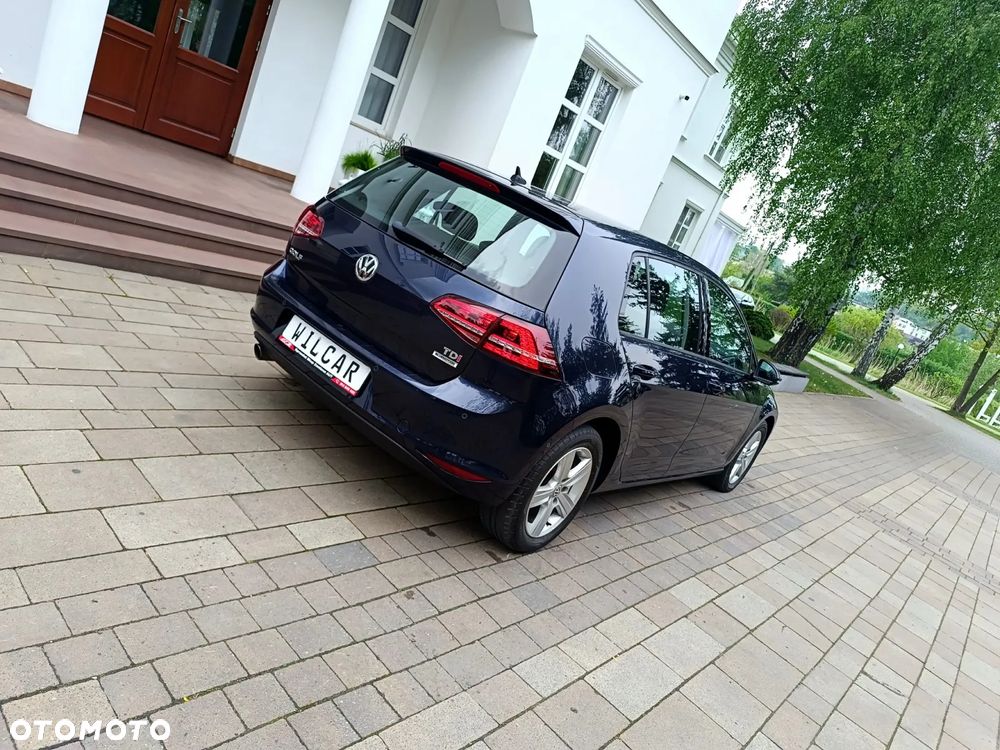 Volkswagen Golf 1.6 TDI BlueMotion Comfortline - 17