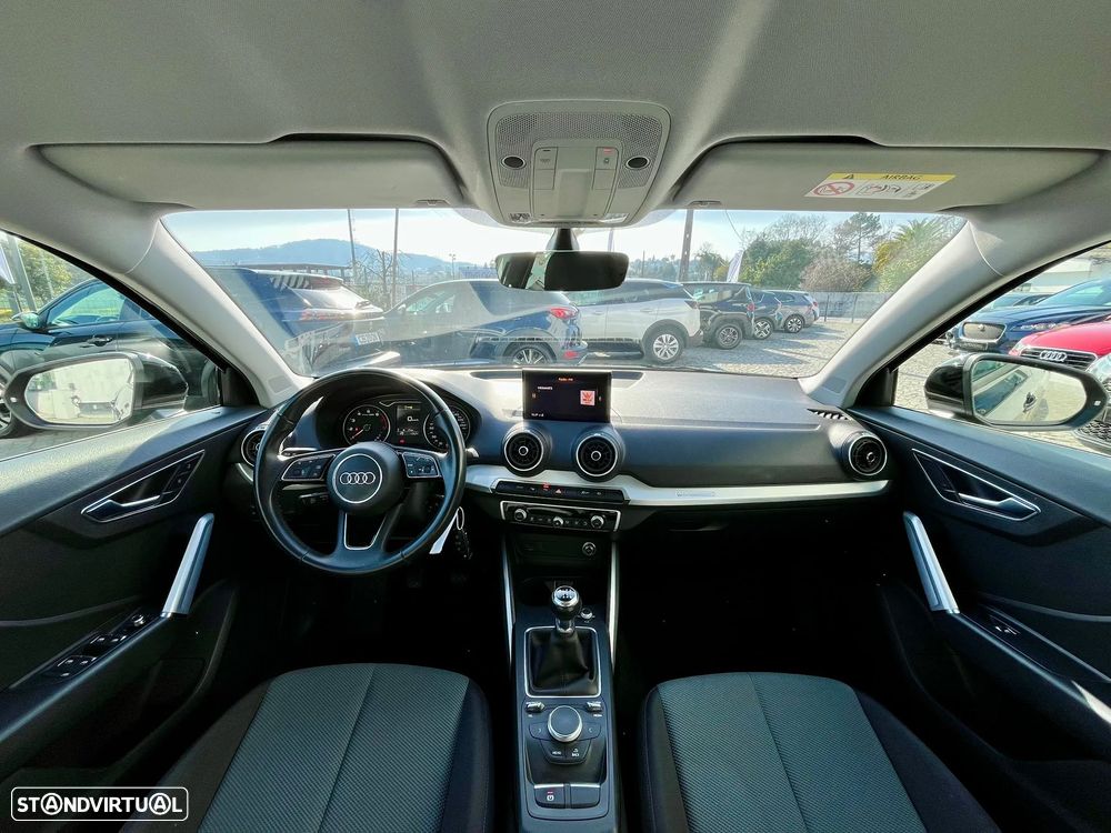 Audi Q2 30 TFSI Design - 15