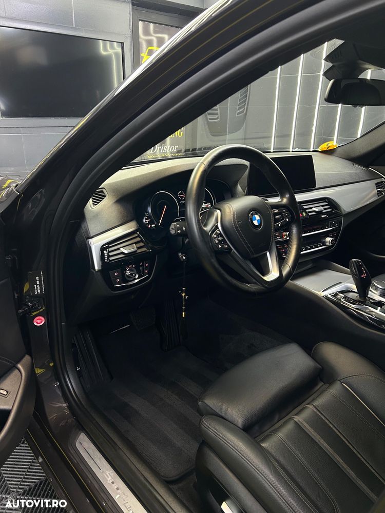 BMW Seria 5 530d AT - 10