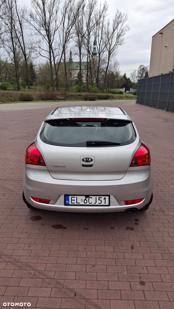 Kia Ceed 1.6 Comfort - 5